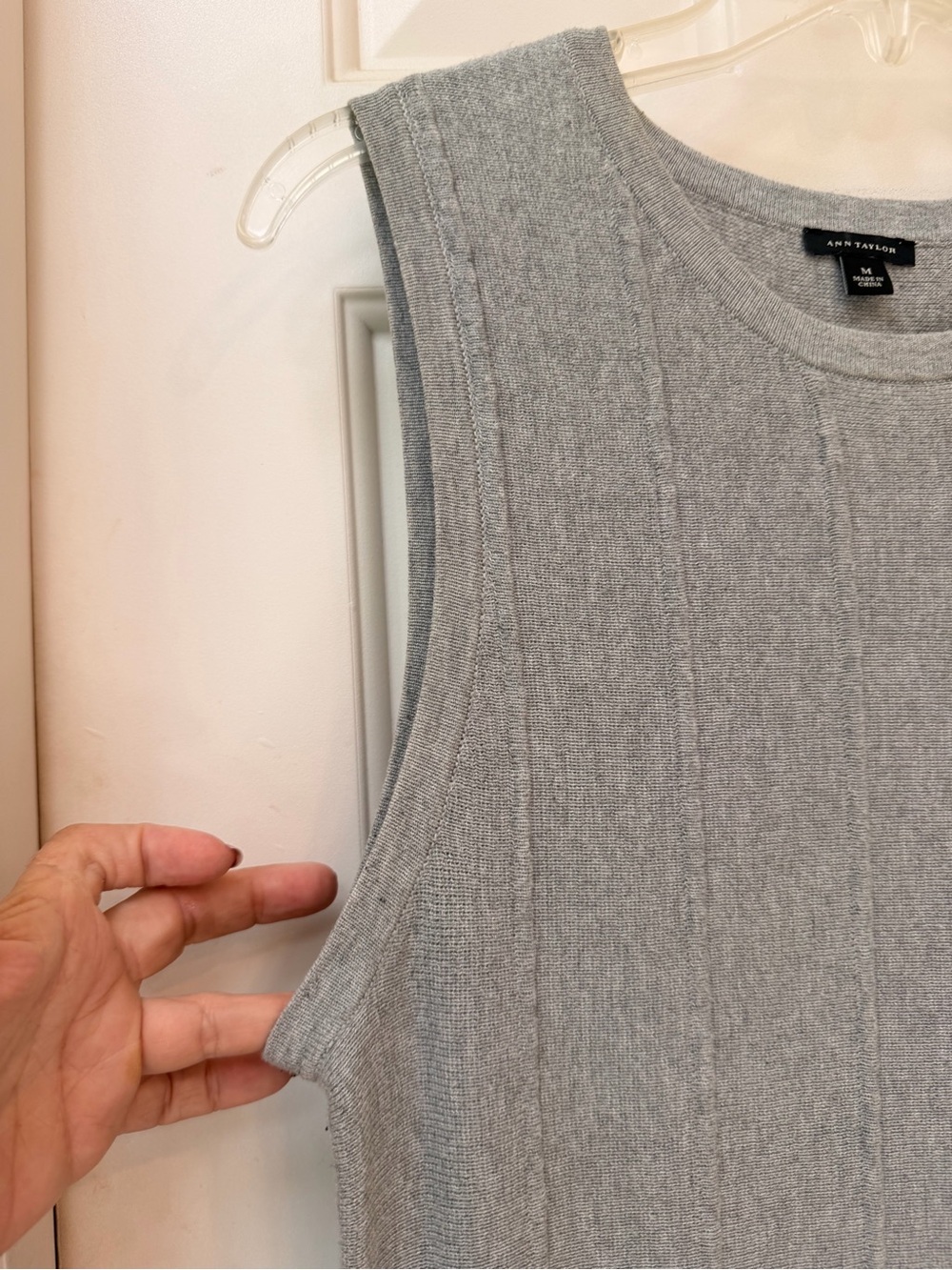Ann Taylor Sleeveless Knit Sweater Fit-and-Flare Dress in Soft Grey, Size M - Picture 4 of 13